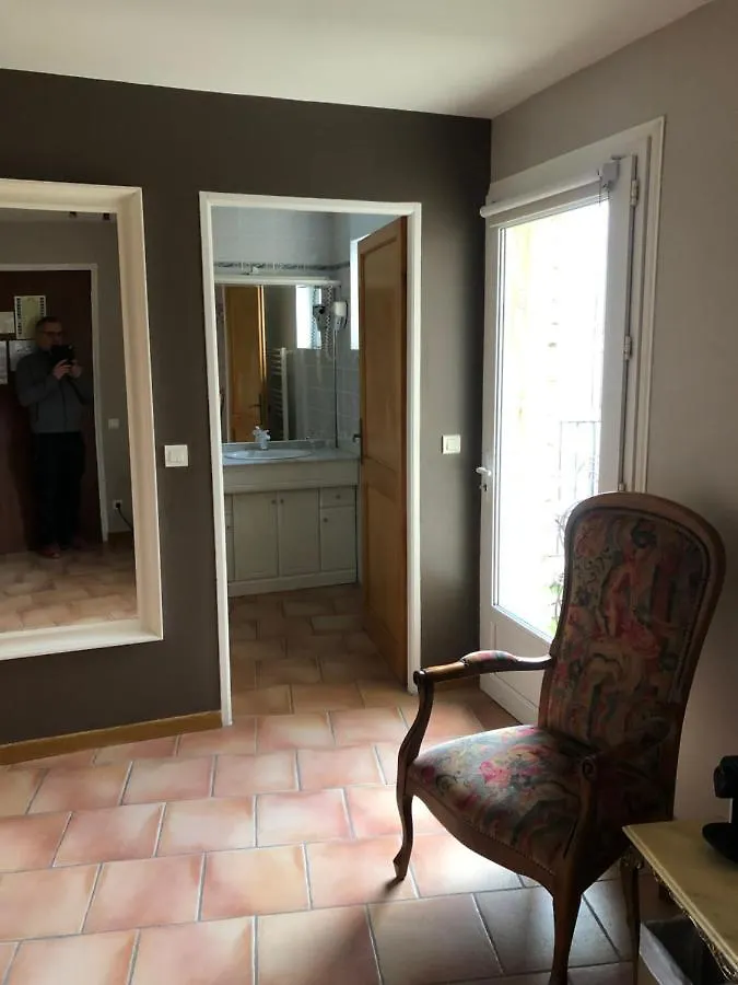 Hotel L'Oustau De La Font Reilhanette