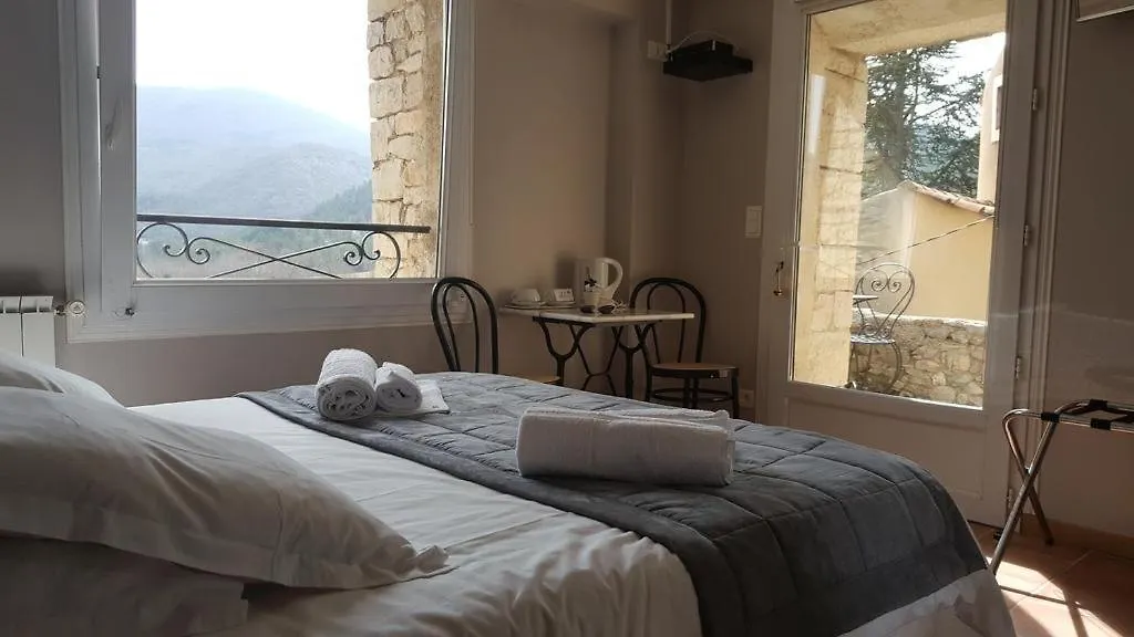 Hotel L'Oustau De La Font Reilhanette 3*,